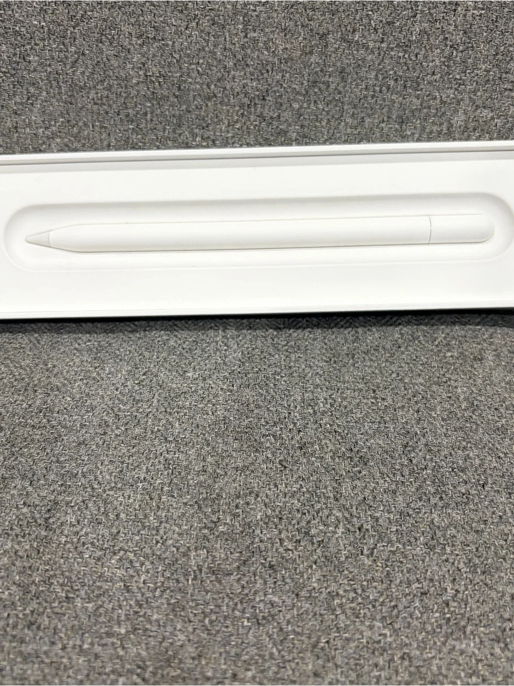 Apple Pencil (USB-C) - White with Green Accents
